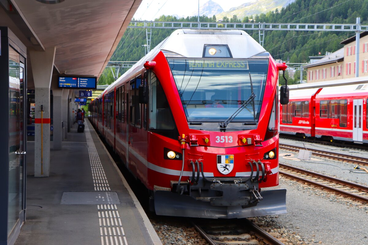 RhB Stadler ABe 4/16 Allegra Wagen 3513 am 05.07.26 in St. Moritz als Bernina Express