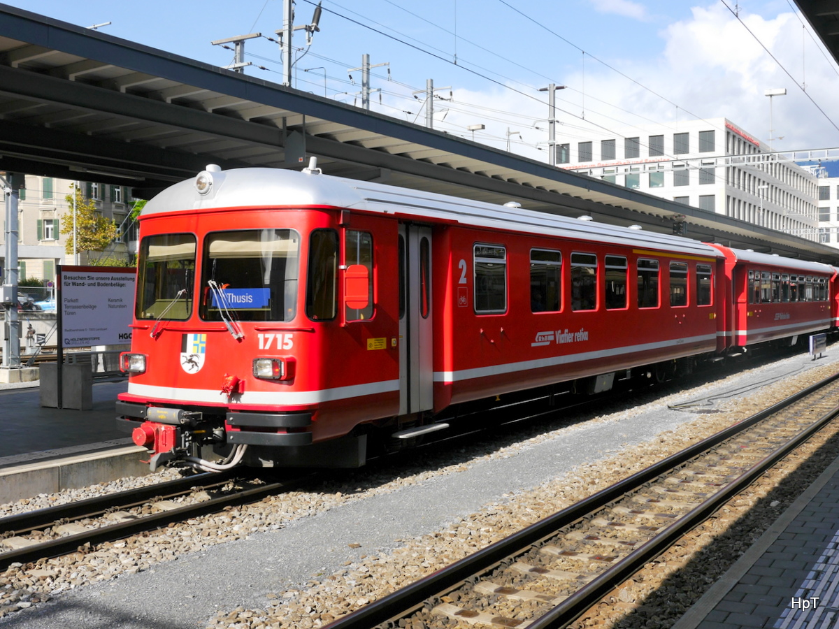 RhB - Steuerwagen ABDt 1715 im Bahnhof in Chur am 20.09.2017