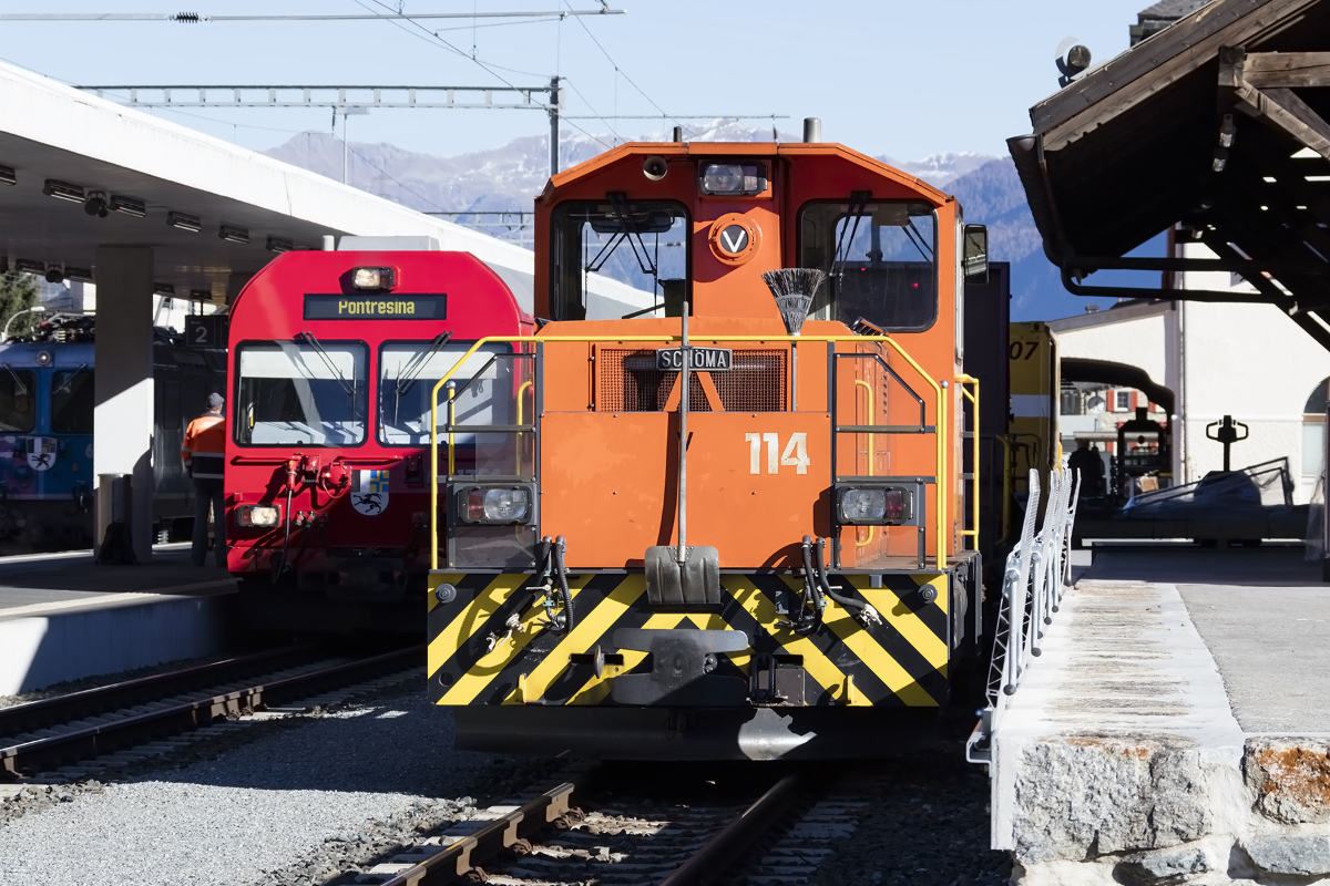 RhB, Tm 2/2, 114, 11.11.2015 Scuol