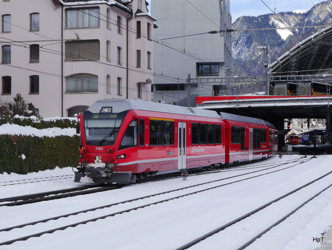 RhB - Triebzug ABe 4/16 3103 bei der ausfahrt aus dem Bahnhof Chur am 02.01.2015