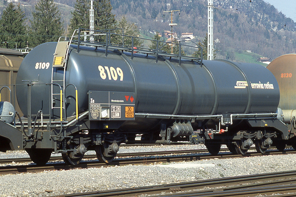 RhB, Za, 8109, 28.03.2004 Landquart


