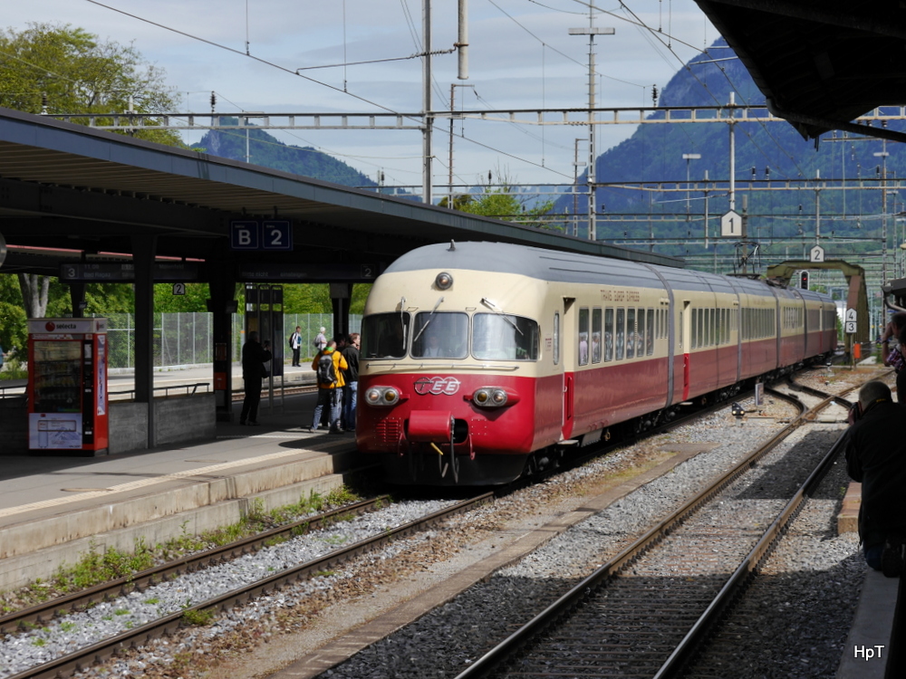 RhB/SBB - 125 Jahre Feier der RhB in Landquart. SBB Historic mit Extrazug TEE  RAe 1053 im Bahnhof von Landquart  am 10.05.2014