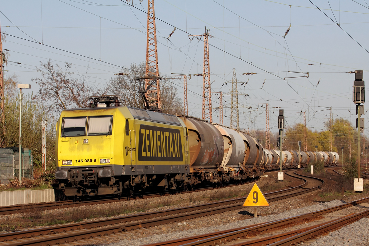 RHC 145 089-9  Zementaxi  in Recklinghausen-Ost 1.4.2019