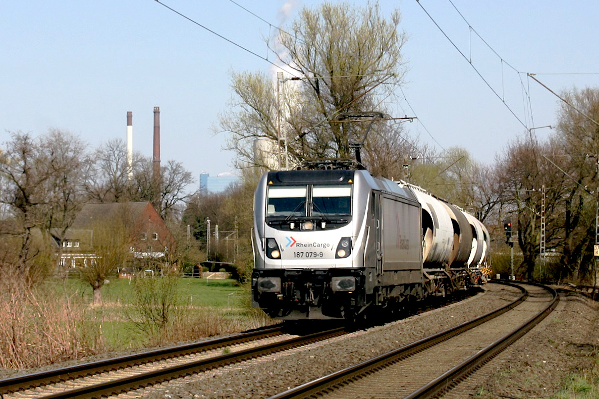 RHC 187 079-9 auf der Hamm-Osterfelder Strecke in Datteln am 31.03.2021