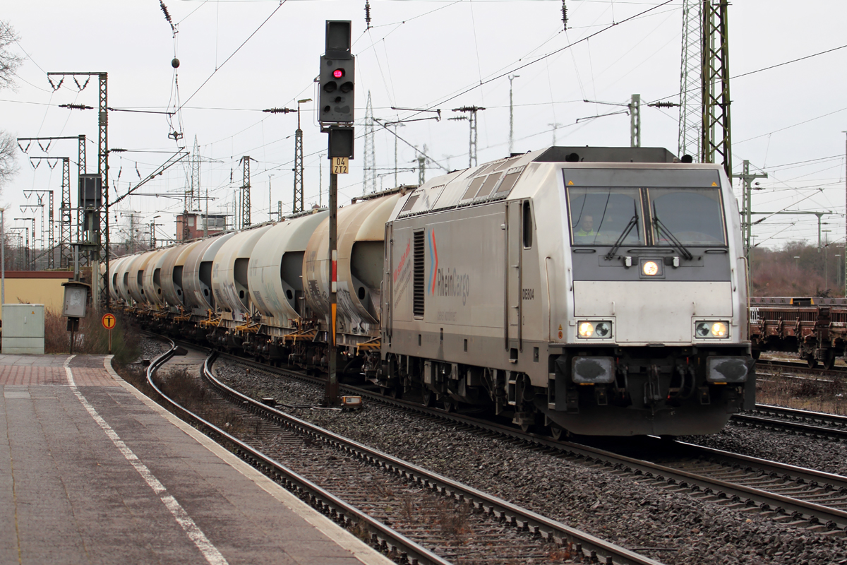 RHC DE 804 (285 115-2) durchfährt Duisburg-Bissingheim 4.2.2017
