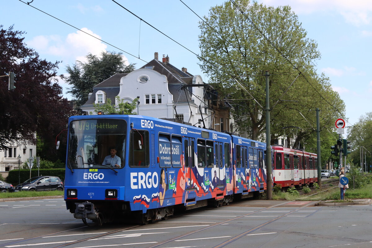 Rheinbahn AG, Wagennummer: 4271(Werbung: ERGO/EM2024 Slowenien), Linie: U79 nach Wittlaer, Ort: Kennedydamm, Datum: 05.05.2024