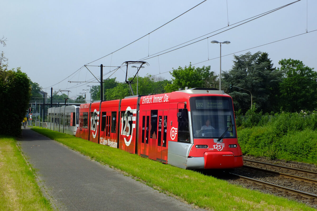 Rheinbahn TW 3308
Düsseldorf, Universität Nord/Christophstraße
Linie U72, D-Benrath Betriebshof
Vollwerbung  125 Jahre Rheinbahn 
08.05.2024