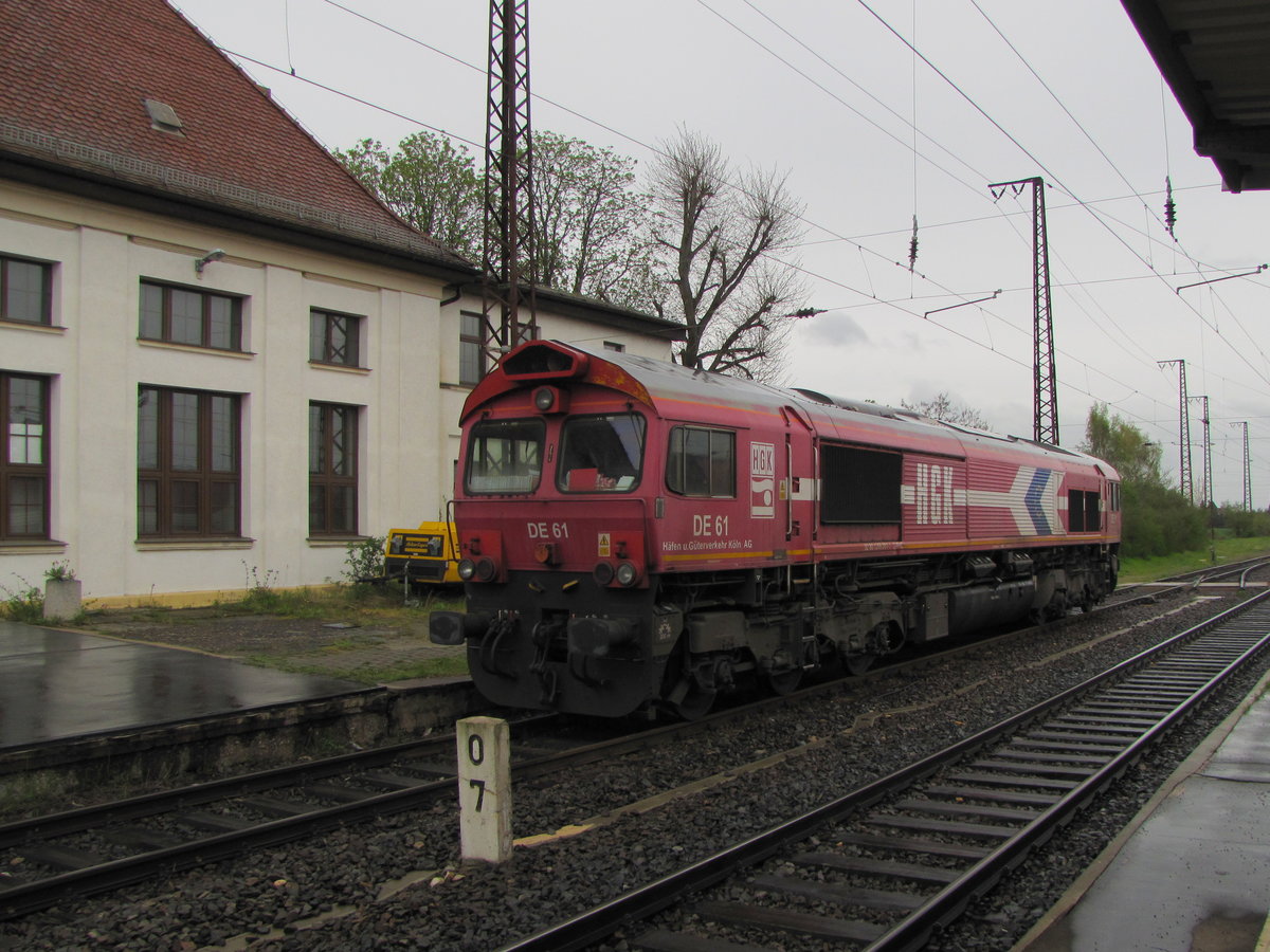 RheinCargo DE 61 am 16.04.2016 in Großkorbetha.