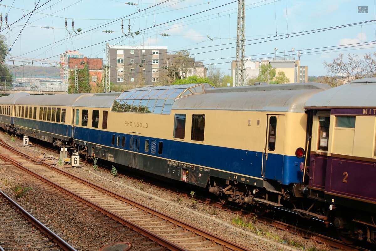 Rheingold Domecar Aussichtswagen in Wuppertal, April 2025.