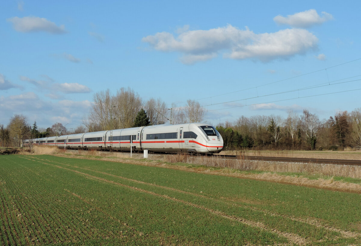 Riegel - 26. Februar 2022 : 412 051- ICE 75 von Hamburg Altona nach Chur.