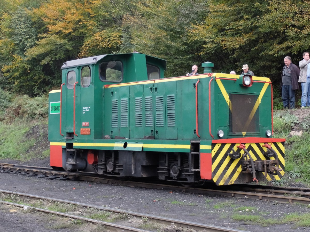 RMU Banovići 720-002 am 22. Oktober 2015 beim Umsetzten des Sonderzugs der DGEG.