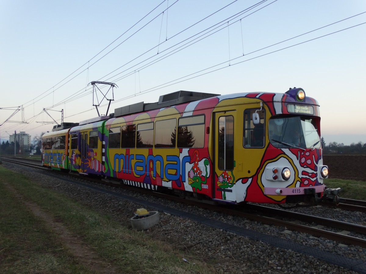 RNV 4115 (ex OEG) am 22.02.15 im Rahmen eines Fotohaltes bei der IGN Sonderfahrt am 22.02.15 bei Edingen 