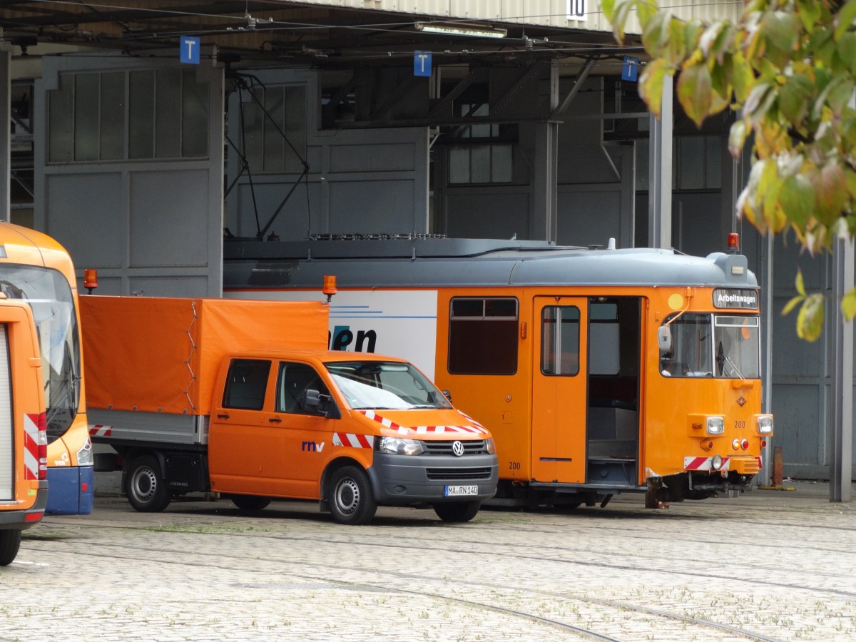 RNV Arbeitswagen am 27.09.14 in Heidelberg Betriebshof durch den Zaun fotografiert