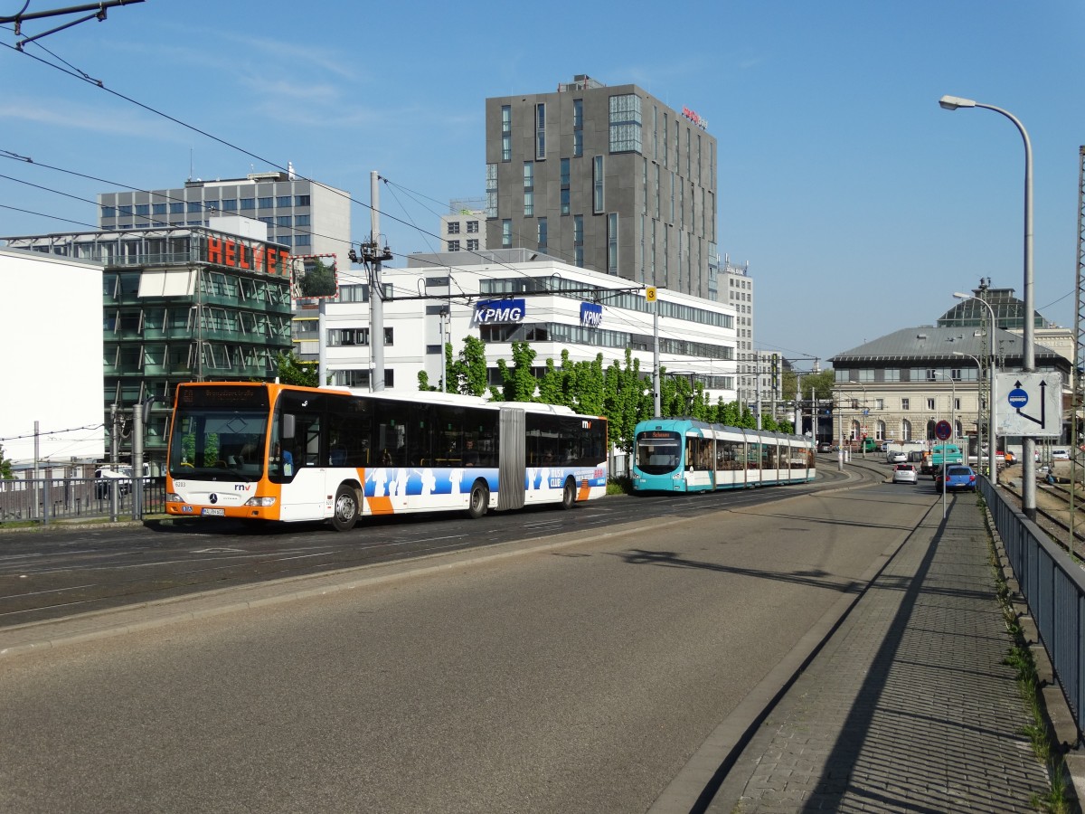 RNV Bombardier Variobahn 5708 (RNV8) am 24.04.15 in Mannheim