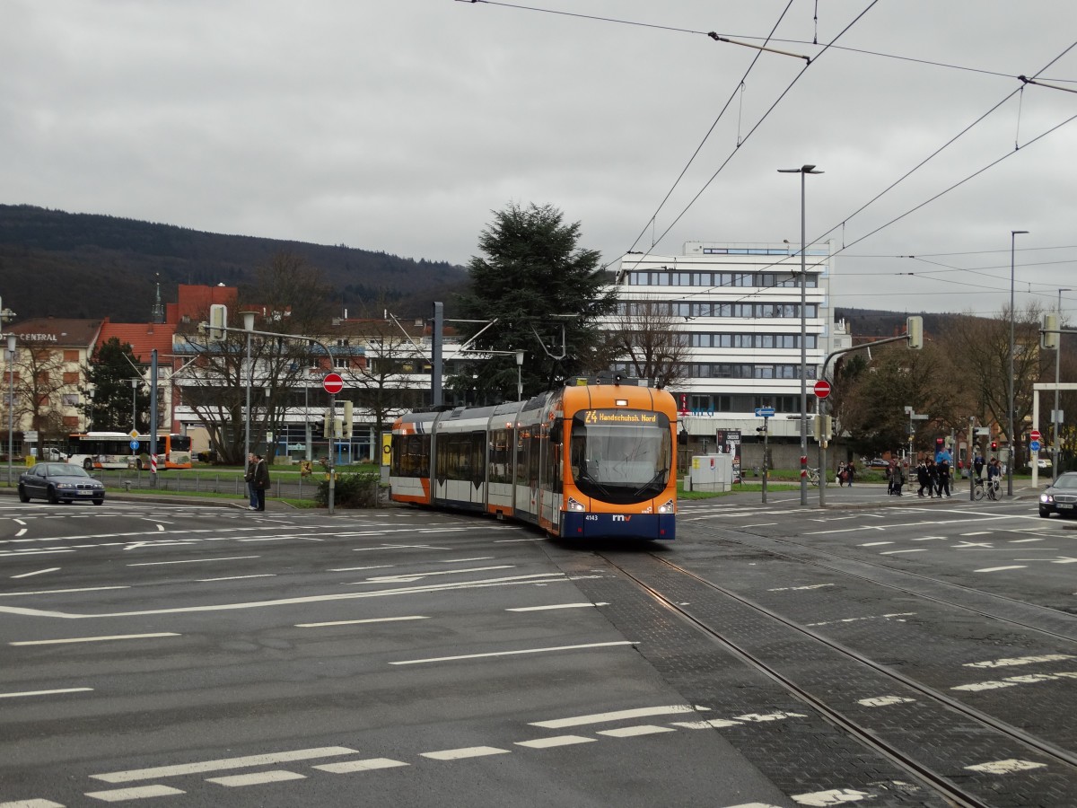 RNV Bombardier Variobahn (RNV6) 4143 am 10.01.15 in Heidelberg auf der Linie 24