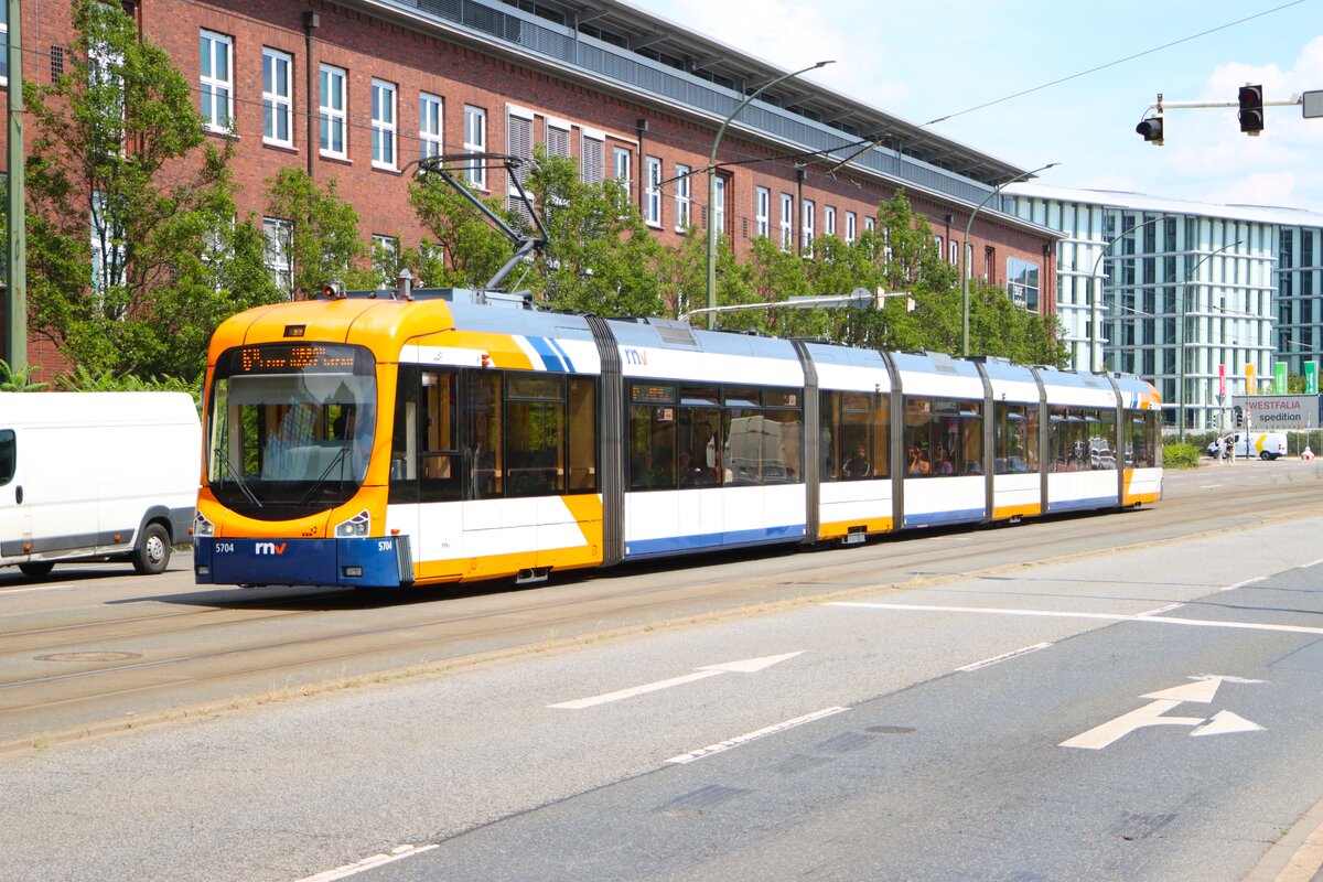 RNV Bombardier Variobahn RNV8 Wagen 5704 am 16.07.26 in Ludwigshafen 