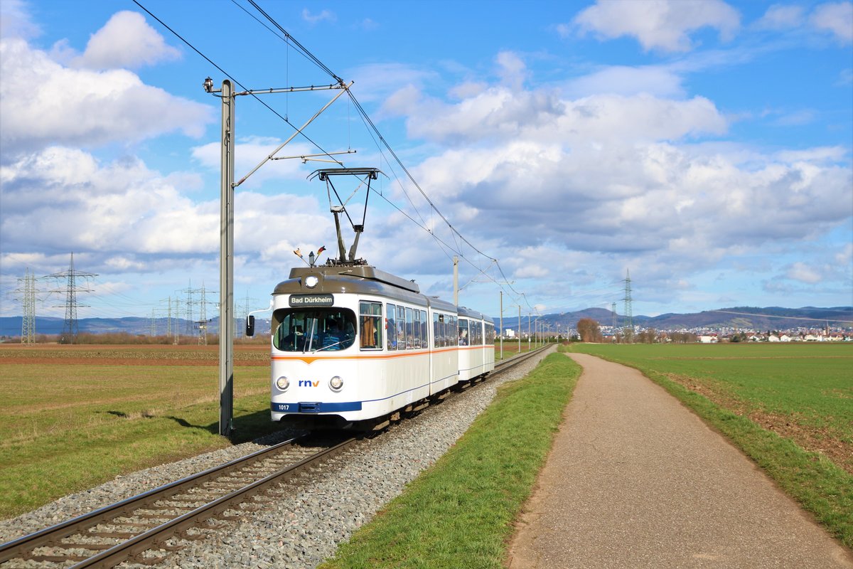 RNV Düwag Hängerzug 1017+1057 am 01.03.20 bei Heddesheim bei einer Sonderfahrt