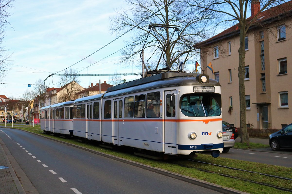 RNV Düwag Hängerzug 1018+1058 am 01.03.20 in Mannheim bei einer Sonderfahrt