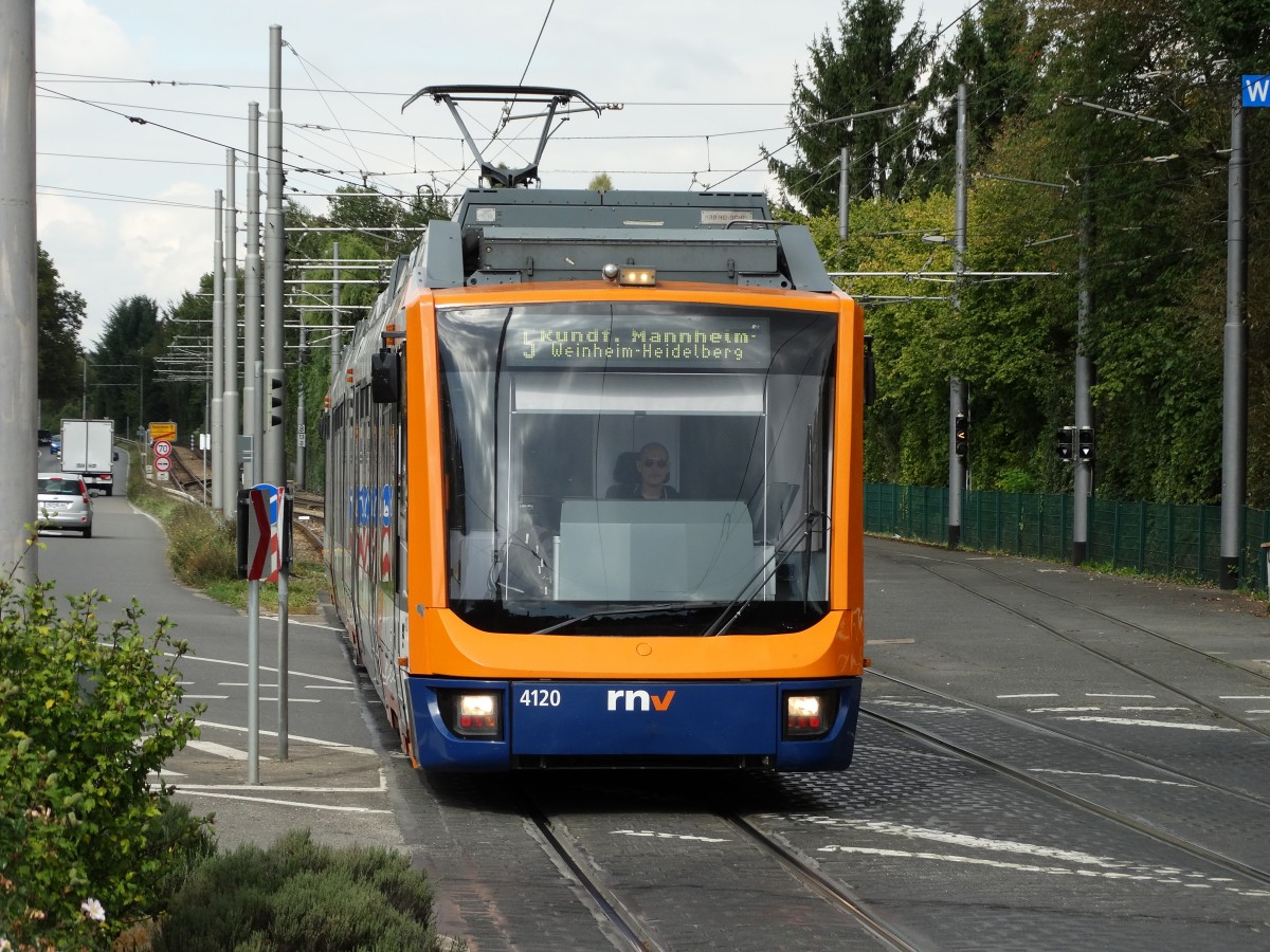 RNV Variobahn 4120 am 27.09.14 auf der Linie 5 in Heidelberg