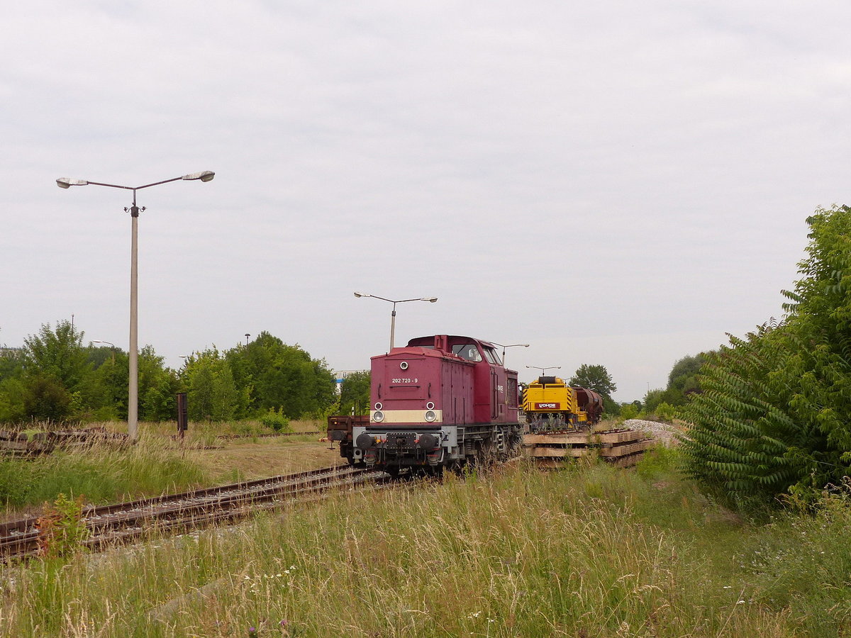 Rohde Bahnbau 202 720-9 am 16.06.2018 in Erfurt Nord.
