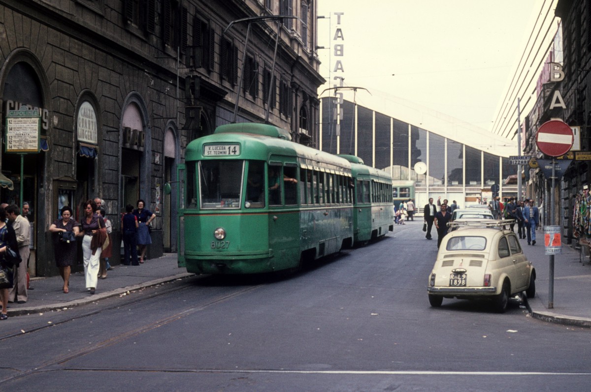 Roma / Rom ATAC SL 14 (Tw 8027) Via Daniele Manin / Via Giovanni Amendola / Endstelle Stazione Termini am 19. Juni 1975.