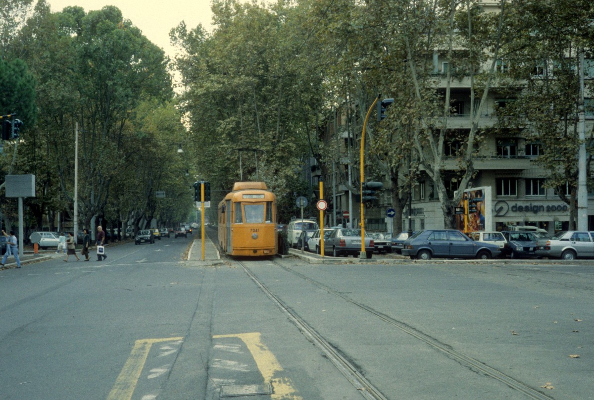Roma / Rom ATAC SL 225 (GTw 7041) Via Flaminia im Oktober 1990.