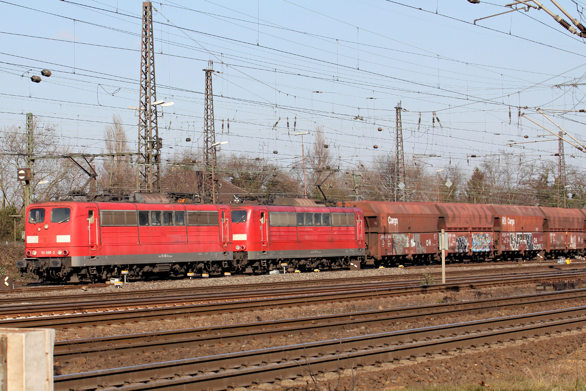 RP 151 088-2 mit 151 075-9 in Oberhausen-West 22.2.2018