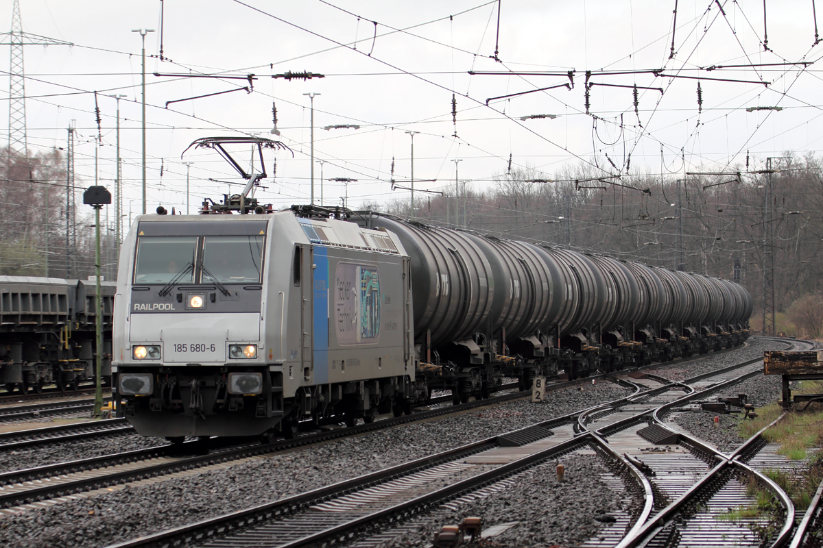 RP 185 680-5 in Duisburg-Entenfang 5.4.2018