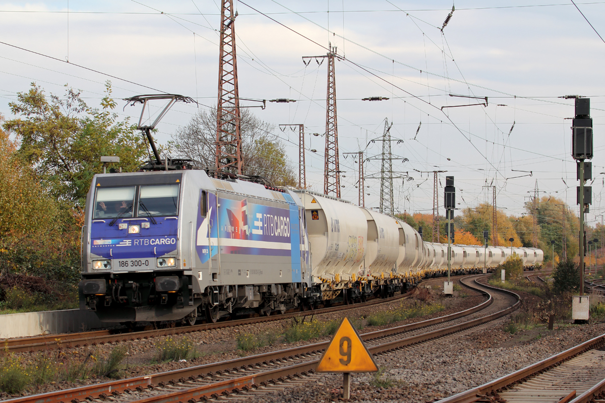 RP 186 300-0 unterwegs für RTB Cargo in Recklinghausen-Ost 9.11.2018