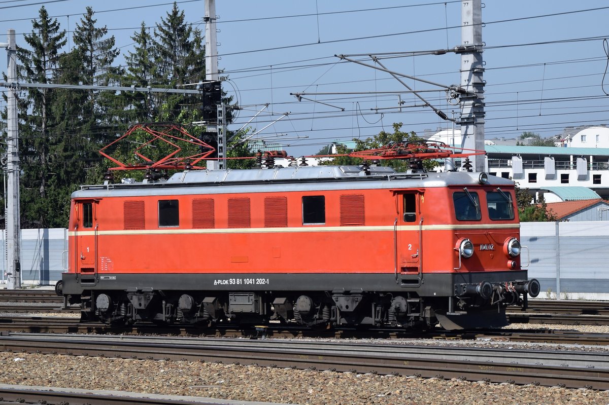 RPS 93 81 1041.2021 ex ÖBB 1041.2021 rangiert am 12.September 2016 in