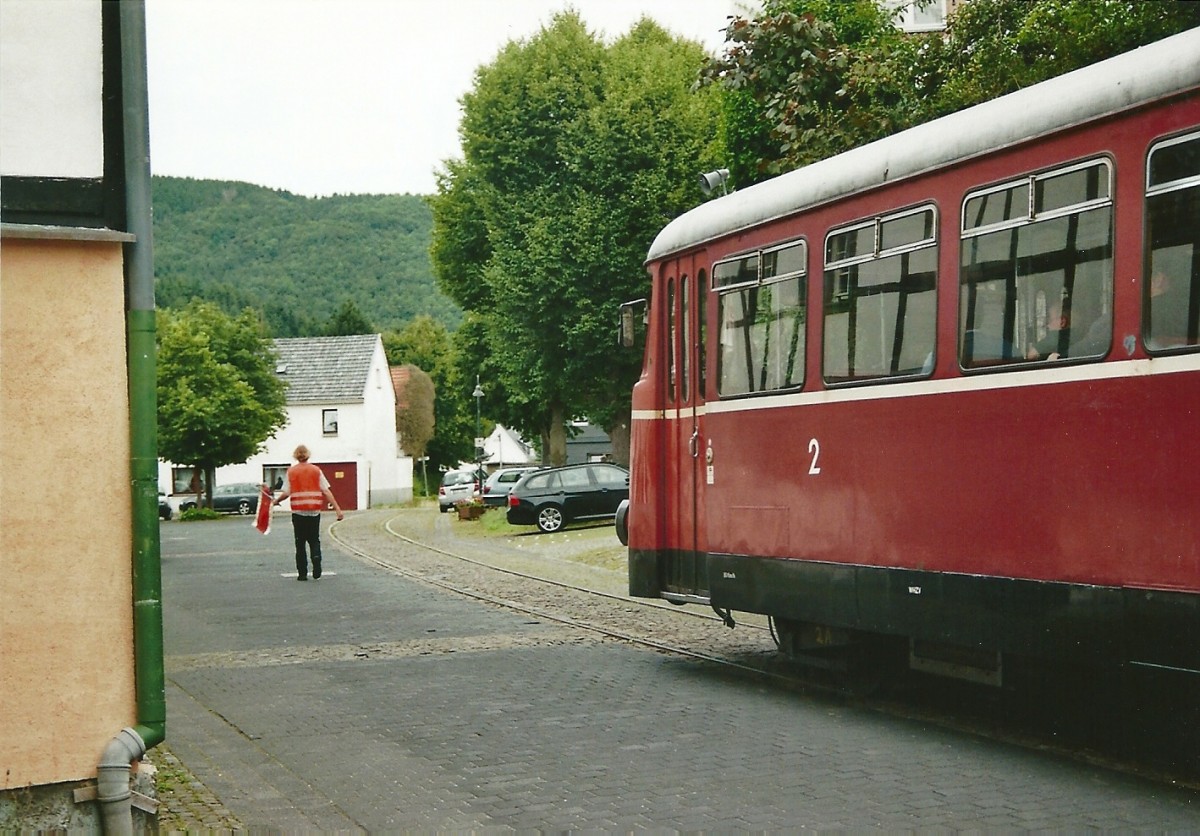 RSE-T 23 bei seiner gesicherten Durchfahrt durch Olef, 17.8.2008.