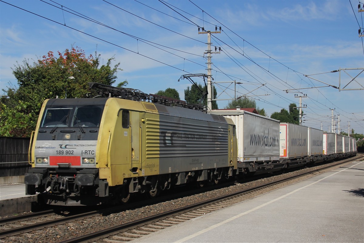 RTC 189 902 mit KLV Ekol-Zug bei der Durchfahrt in Elsbethen Richtung Sden am 25.09.13