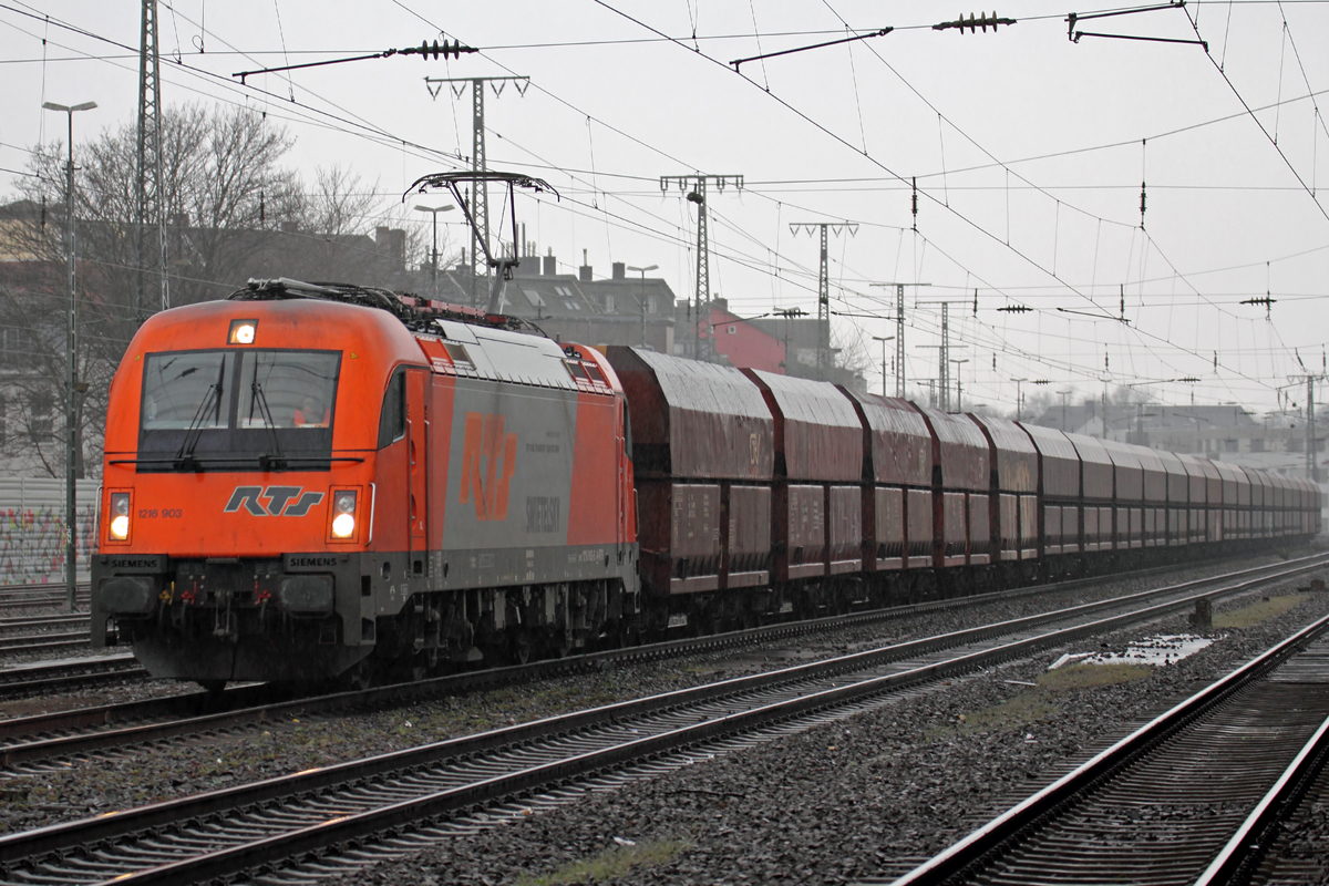 RTS 1216 903 in Köln-West 15.3.2014