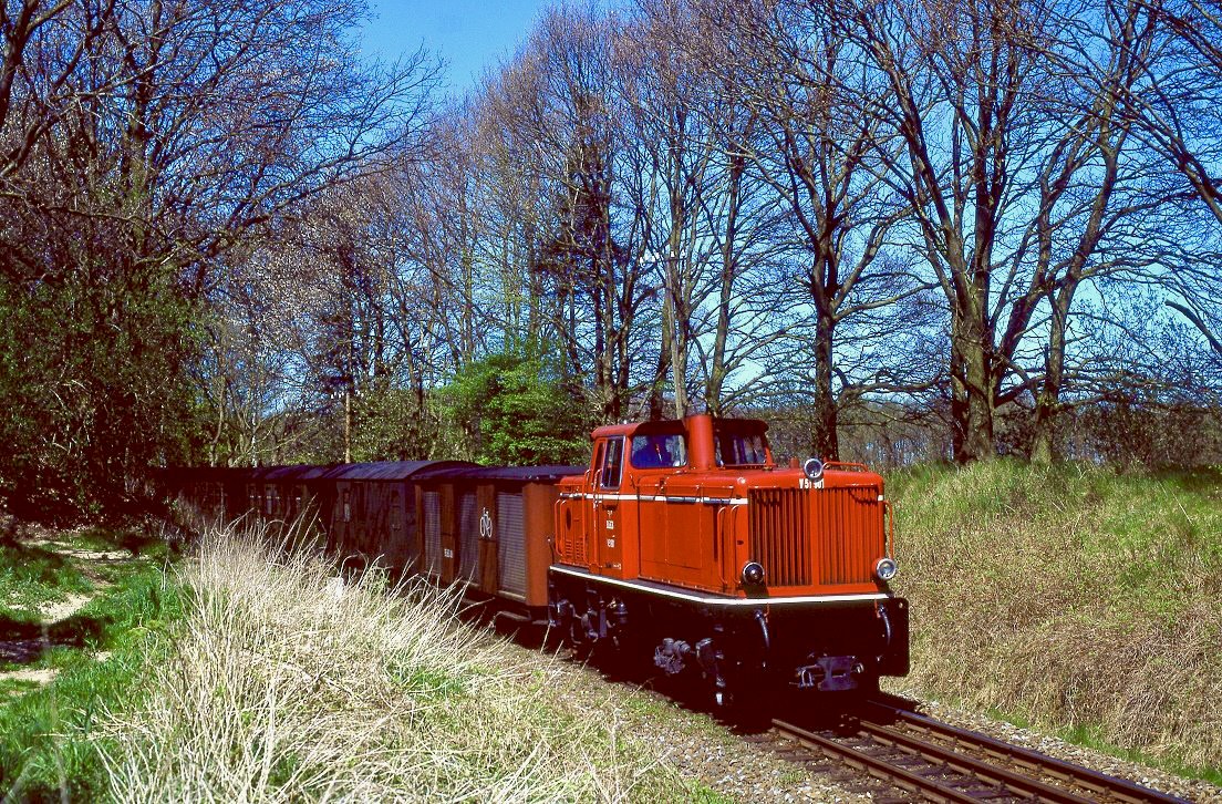 RüKB V51 901, Lauterbach (Rügen), P106, 08.05.2001.
