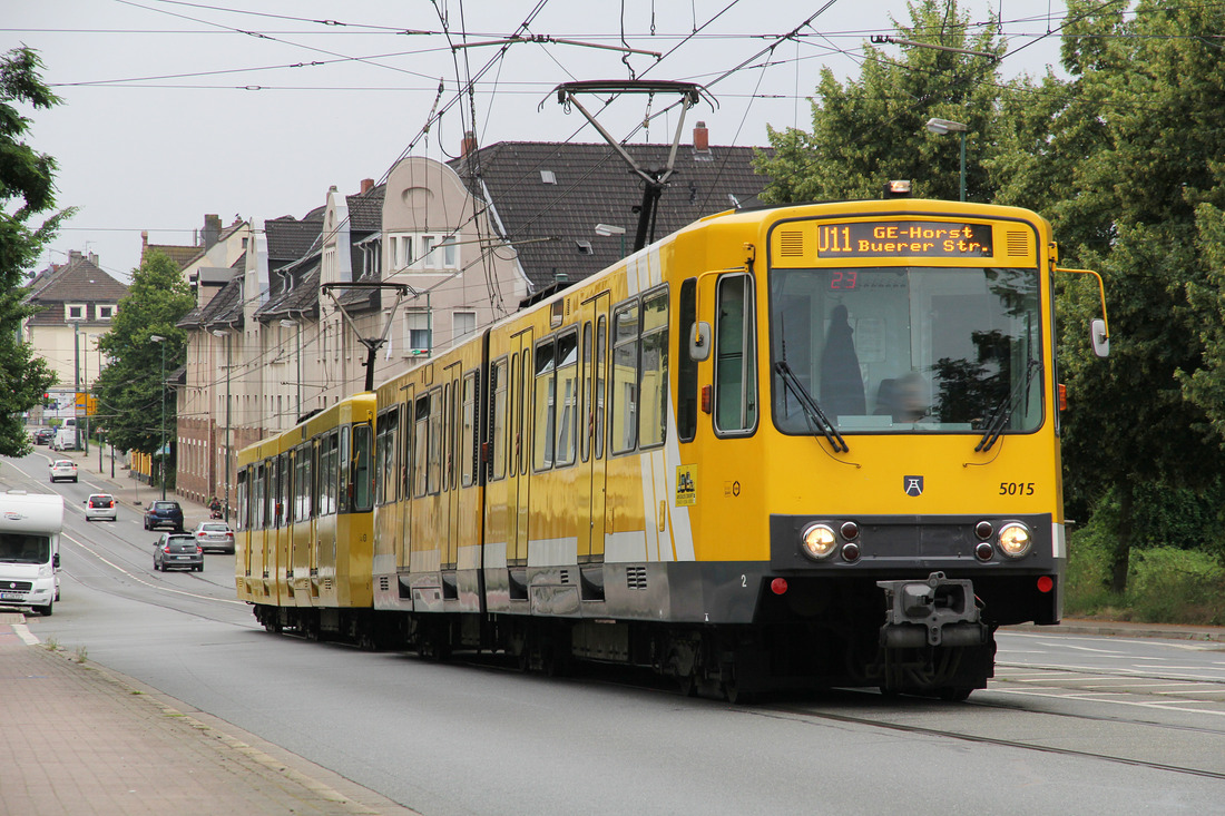 Ruhrbahn 5015 + 5127 // Essen // 3. Juli 2021
