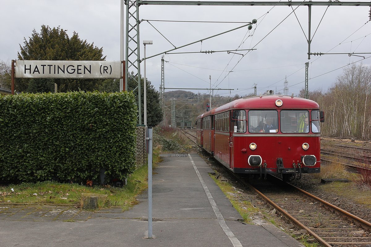 Ruhrtalbahn Schienenbus in Hattingen an der Ruhr, am 28.03.2016.