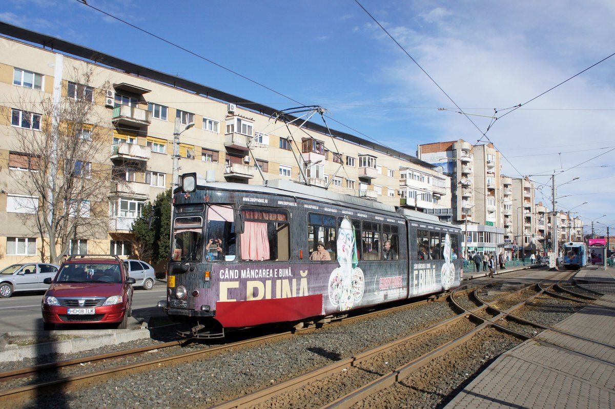 Rumänien / Straßenbahn (Tram) Arad: Maschinenfabrik Esslingen GT4 - Wagen 01 (ehemals Ulm, ehemals Stuttgart) der Compania de Transport Public SA Arad (CTP Arad SA), aufgenommen im März 2017 im Stadtgebiet von Arad.