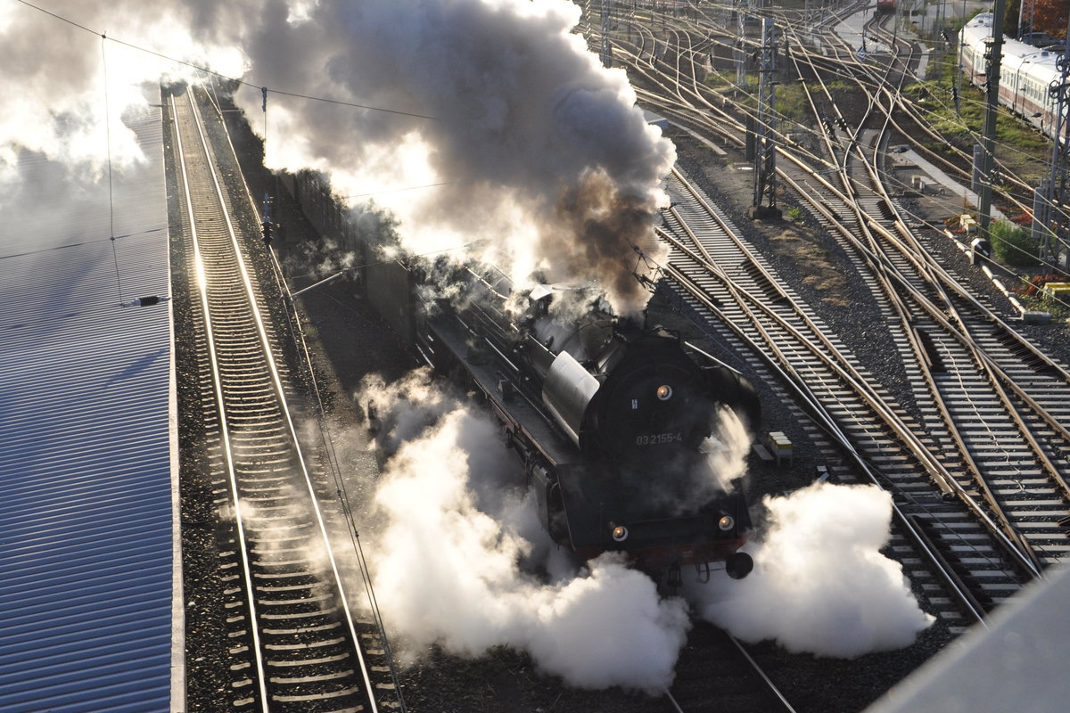 Rund um Lichtenberg  am 30.10.2016 aufgenommen von der Lichtenberger Brücke.
Abfahrt 15:21 Uhr Gleis 21