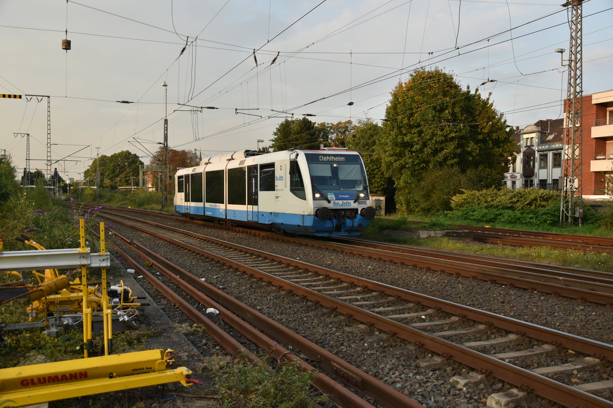 Rurtalbahn Triebwagen 654 005 als RB34 nach Dalheim. 26.9.2017
