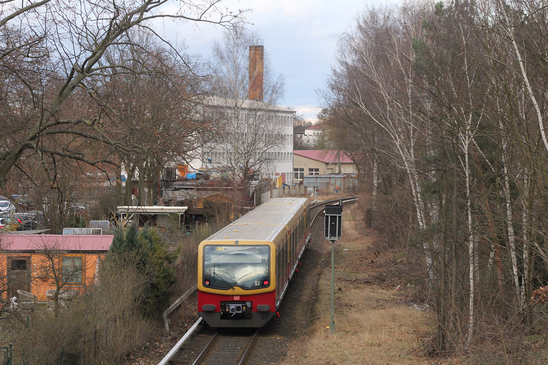 S-Bahn Berlin 481xxx // Berlin, unweit des Haltepunkts Oberspree. // 18. März 2017