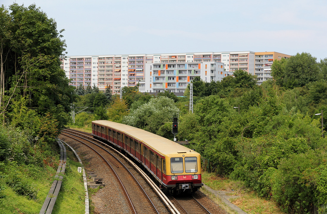 S-Bahn Berlin 485 xxx // Aufgenommen von der Eldenaer Brücke in Berlin. // 21. Juli 2018