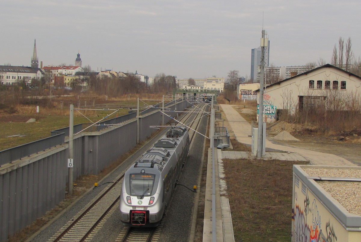 S-Bahn Mitteldeutschland 1442 120 als S 37626 (S1) von Leipzig-Sttteritz nach Leipzig Messe, am 20.02.2014 an der Station Leipzig MDR.
