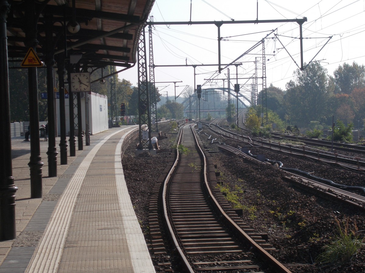 S-Bahngleis an der Station Berlin Rummelsburg in Richtung Betriebsbf am 05.Oktober 2014.