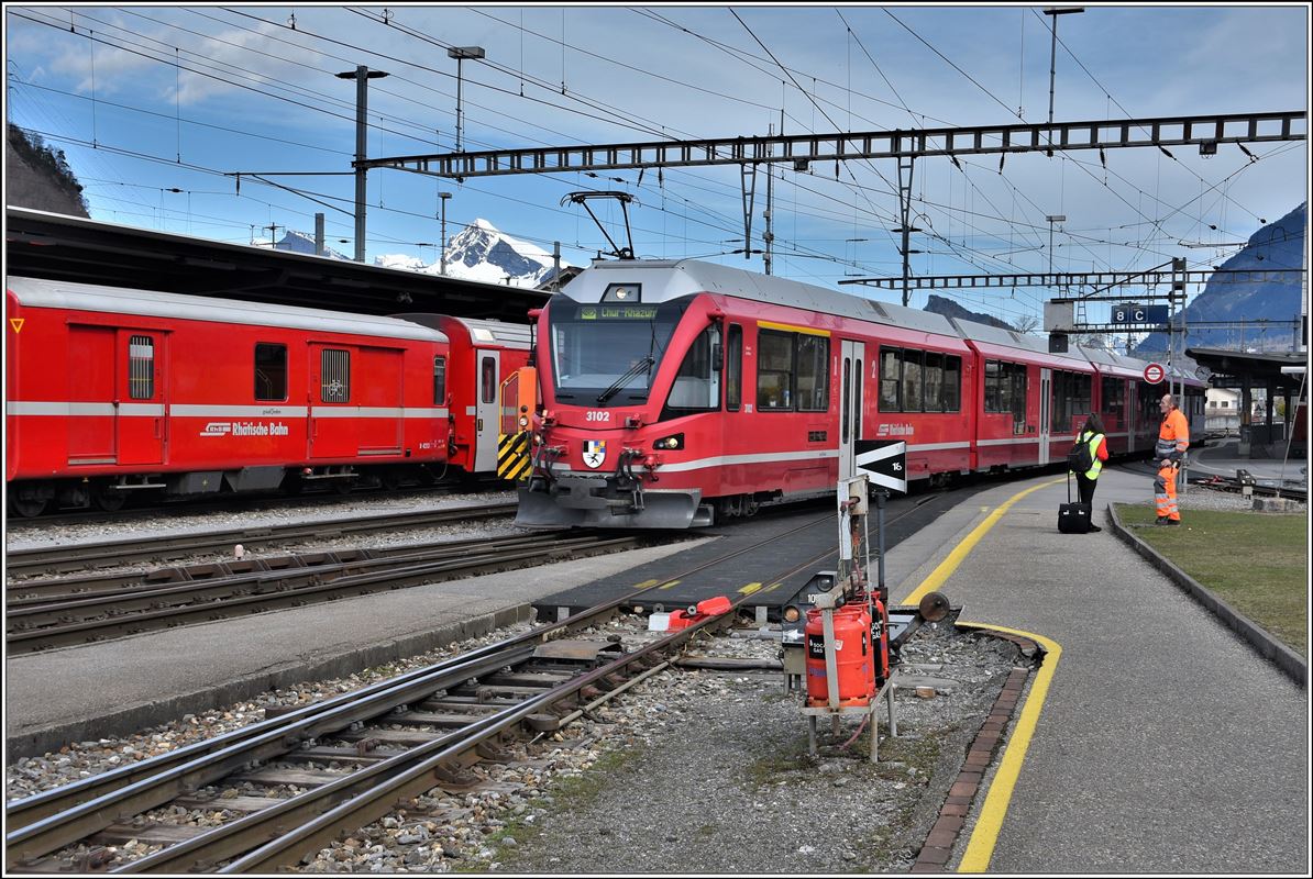 S1 1515 mit ABe 4/16 3102 nach Rhäzüns in Landquart. (04.04.2018)