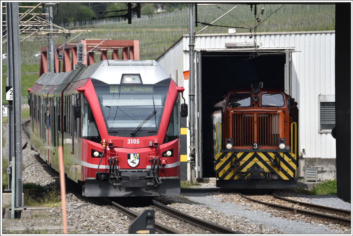 S1 1523 mit ABe 4/16 3105 neben Gm 4/4 241 in Untervaz-Trimmis. (18.05.2017)