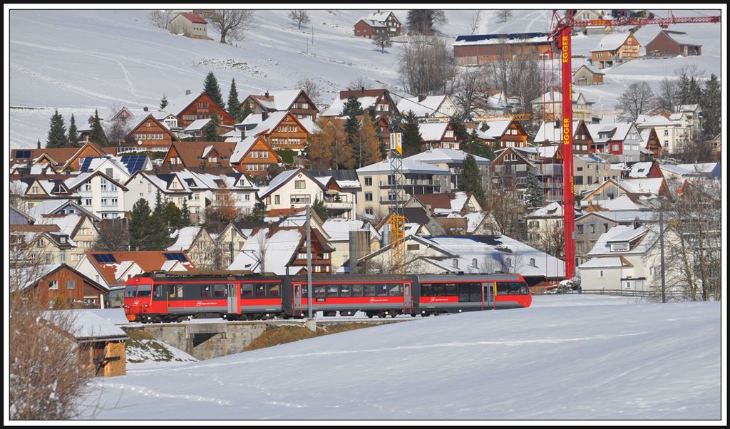 S11 2137 zwischen Gais und Sammelplatz an der Strecke St.Gallen - Appenzell (05.12.2013)