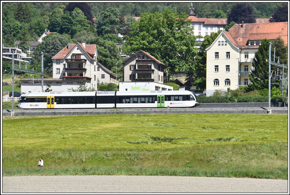 S12 12255 mit einem GTW 526 in Chur Wiesental. (01.06.2020)