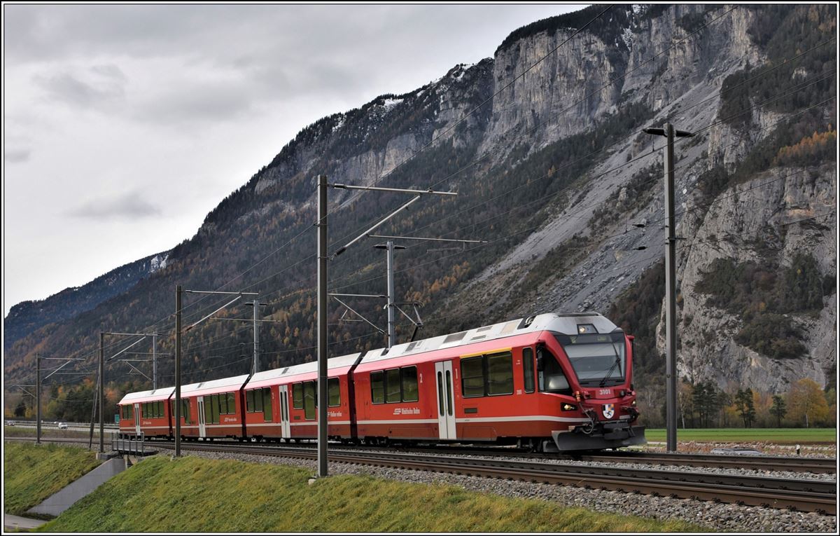 S2 1562 mit ABe 4/16 3101 nach Chur bei Felsberg. (23.11.2019)