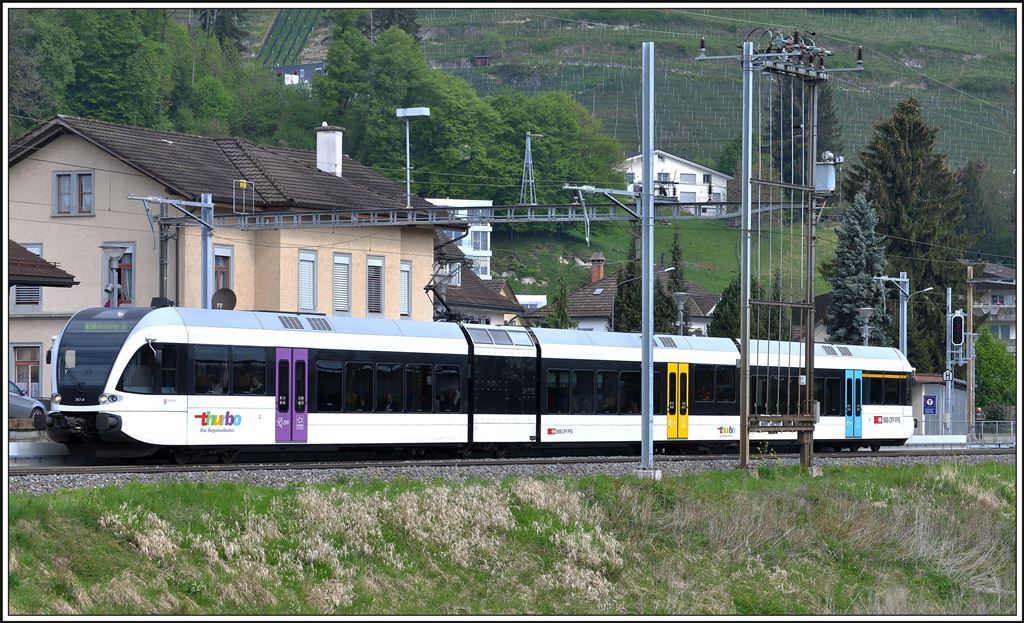 S2 23237 mit GTW 767-9 in Au SG. (22.04.2014)