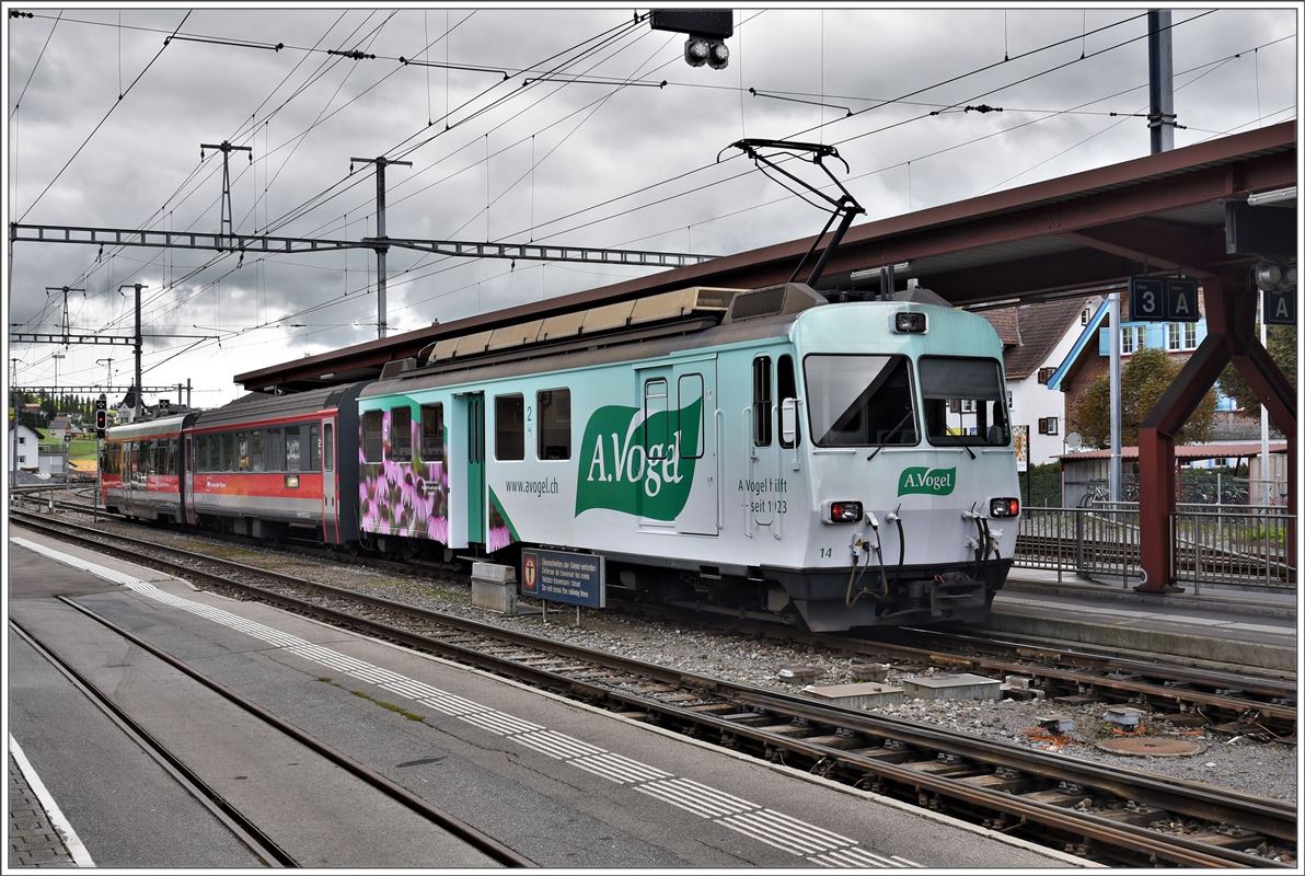 S22 2150 mit BDeh 4/4 14 in Appenzell. (18.09.2017)